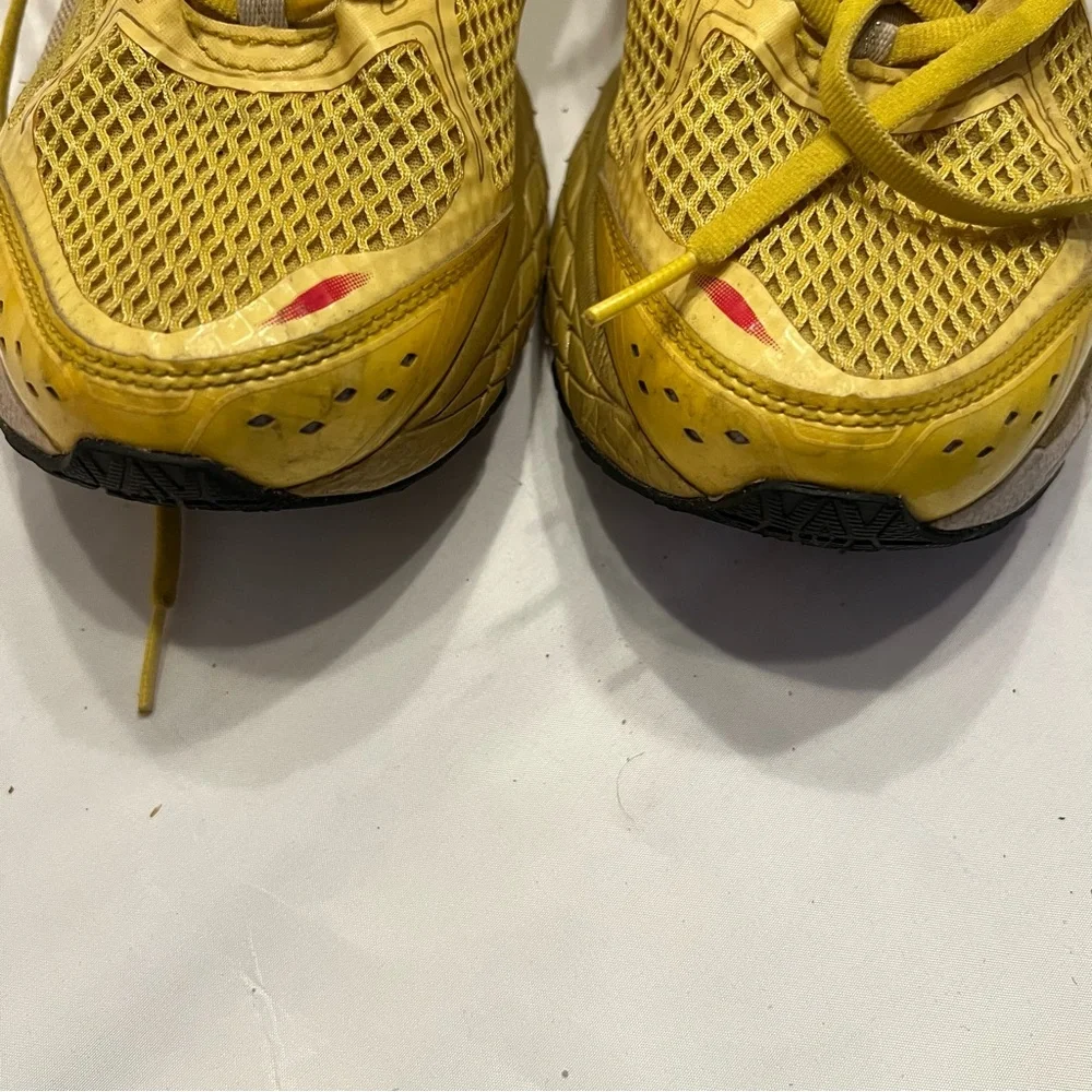 RUN DISNEY New Balance Run Disney 2026 ladies size 12 - Picture 3 of 15